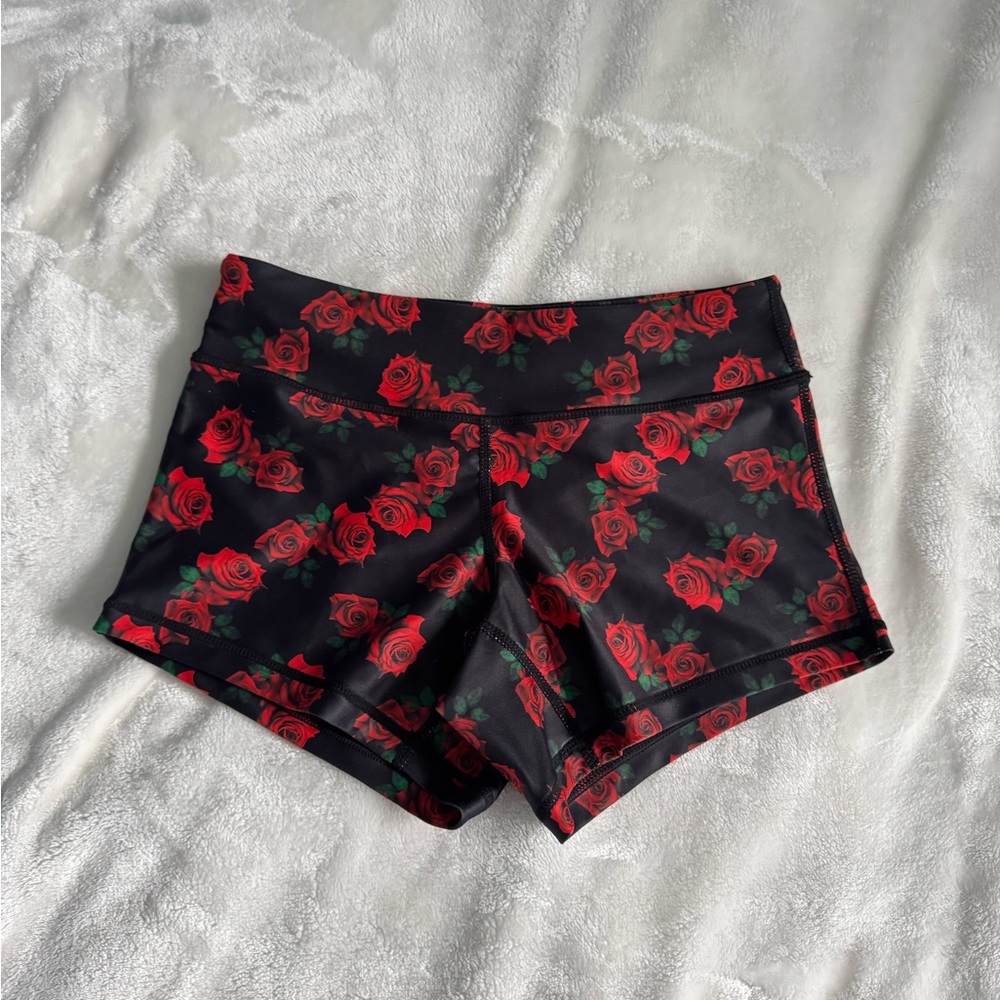 Never worn Floral Black and Red Exo compression Shorts in S
